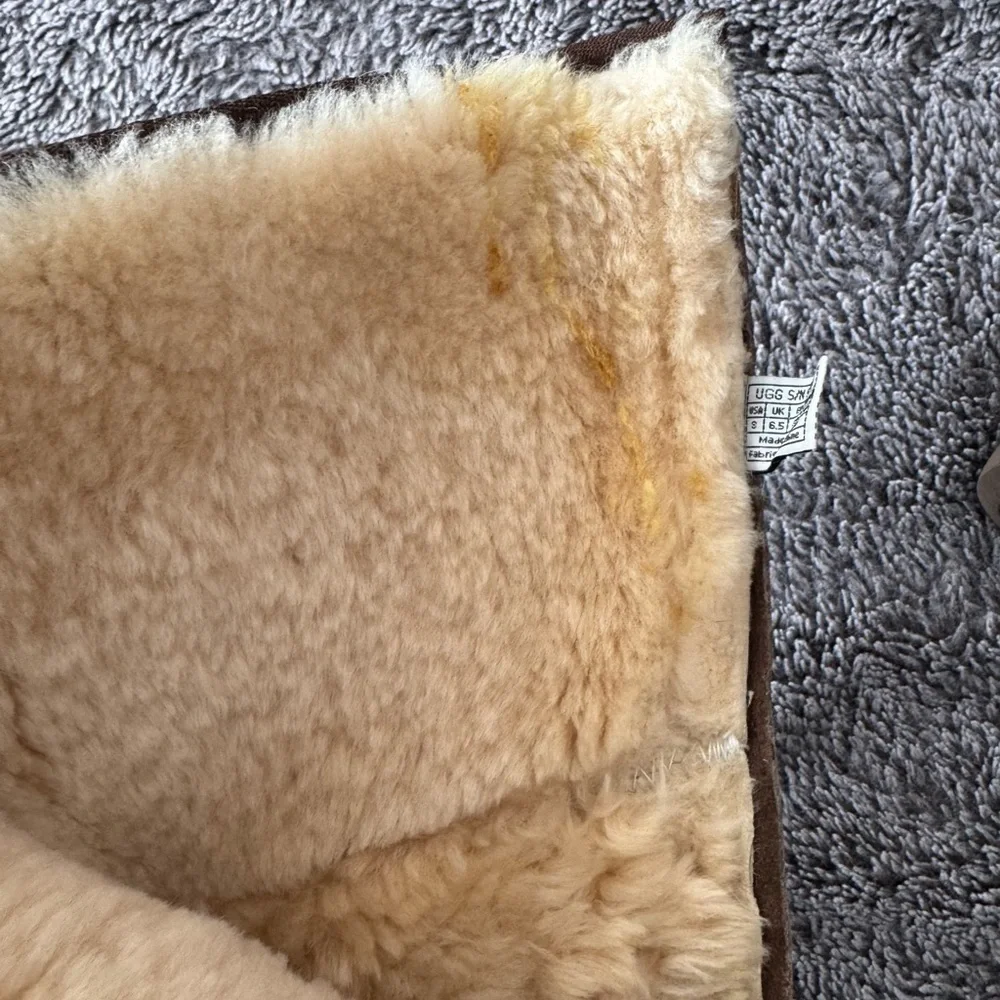 UGG gently used